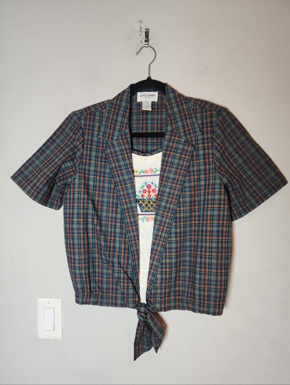 Vtg Alfred Dunner Plaid Top‎ Layered Embroidered Short Sleeve Tie Front 8P